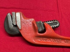 NYE Tool Heavy Duty Offset Pipe Wrench, 8&Prime;, 1&Prime; Capacity, Steel Vintage!