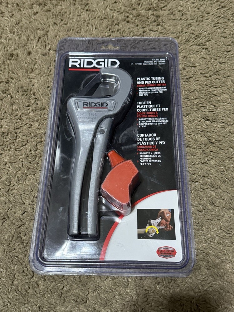 RIDGID PC-1375ML 1/8&Prime; to 1-3/8&Prime; PVC and PEX Cutter w/ Multi-Layer Adapter NEW