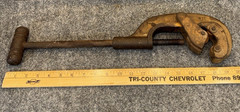 Vintage No. 2S Pipe Tubing Cutter Heavy Duty Cast Iron Plumbing Tool