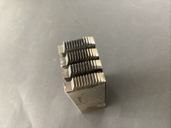 NEW RIDGID 1/2&Prime;-3/4&Prime; NPT HS RH ALLOY STEEL UNIVERSAL PIPE DIES 47745 FREE SHIP