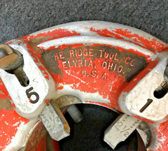 Ridgid 4P-A 2 1/2&Prime; to 4&Prime; Pipe Threader, With 2 1/2 Blades, Super Heavy Duty, USA