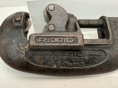 Vintage Rigid No 2 (1-2) Pipe Cutter ⅛&rdquo; &ndash; 2&rdquo; Ridge Tool Co. OHIO USA