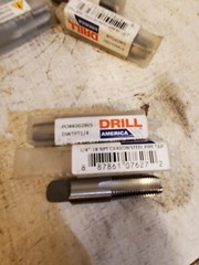 DWTPT 1/4 1/4-18 NPT Carbon Pipe Tap