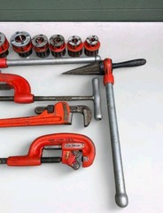 Ridgid 111-R Pipe 1/4&Prime; to 1-1/4&Prime; Threader Reamer 3-S Cutters & Wrench