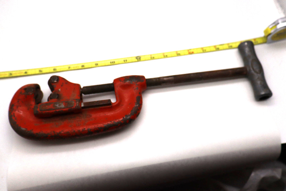 Ridgid Pipe Cutter No 1 &ndash; 2 &ndash; 1/8&Prime; To 2&Prime;, Heavy Duty &ndash; Ridge Tool Vintage binQ
