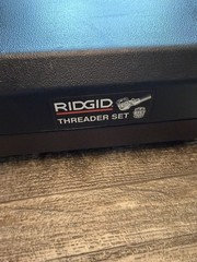 RIGID 12R Exposed Ratchet Pipe Threader Set W/9 Dies & Case / FREE SHIPPING