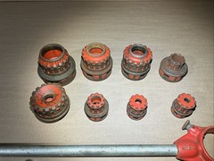 Ridgid 12R manual pipe threader Set 1/4-2&Prime; NPT & 00R with Ratchets 10 pieces ￼
