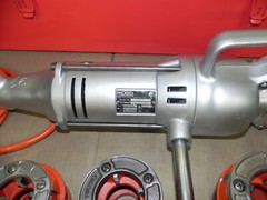 RIDGID 700 PIPE THREADER 115V, 12R set 1/2&Prime;- 2&Prime;,case, Stand, oiler Refurbished