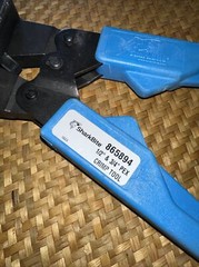 SharkBite 865896 PEX Crimp Ring Tool Kit
