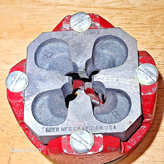 Reed 1S &ndash; 1/4&Prime;-18 NPT Square Die with Ratchet Die Head NEW NOS FREE SHIPPING
