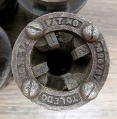 Toledo Pipe Threader Die Head Set of 4 &ndash; 1/8&Prime;, 1/4&Prime;, 3/8&Prime;, 1/2&Prime; Vintage Tools