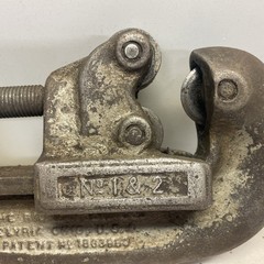 RIDGID No. 1&2 Heavy Duty Pipe Cutter Ridge Tool Company 1/8&Prime; to 2&Prime;