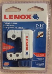LENOX Tubing Cutter 1/8&Prime; &ndash; 1 1/8&Prime; Screw Release #1924665 New Factory Packaged