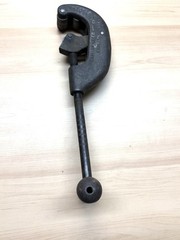 Vintage Reed Mfg Co Pipe Cutter No. 12 cuts 1/8&Prime;- 2&Prime; Saunders / Erie, PA USA