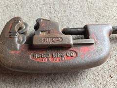 Vintage Reed MFG Co No. 2-4 Pipe Cutter Cuts 1/2-2&Prime; Works Fine 16&Prime;compressed