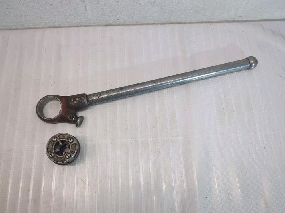 RIDGID Ratchet Pipe Threader 00-R Manual 1/2&Prime; NPT Die AS IS