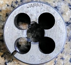 🗽 1-1/2&Prime; DIA 1/4&Prime;-14 NPT ADJUSTABLE THREADING DIE