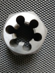 Drillco 3380E Series Carbon Steel Hexagon Pipe Rethreading Die, Uncoated (bnG)