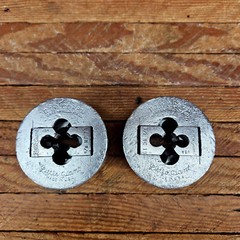 Greenfield Little Giant 1/2-13 & 5/8-11 NC Adjustable Die No. 7 Head 2 3/4&Prime; Dia