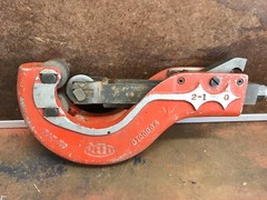 Reed Mfg. Co. 2-1 Model Quick Release 2&rdquo; Capacity Pipe Cutter Plumbers Hand Tool