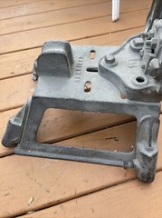 Vintage MARK MFG Co Chicago No. 1 Pipe Vise Bench Mount Pipe Fitting Plumbing