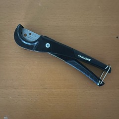 Husky Ratchet Pipe Cutter 1/2 in to 1-1/4 in Model/MPN 1000 003 915