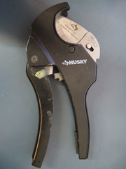 Husky Heavy Duty Ratchet PVC Pipe Cutter 1003002896