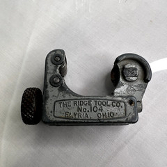 Vintage RIDGID THE RIDGE TOOL Co. No.103 PIPE CUTTER USA
