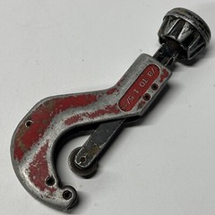 USA MADE 1/8&rdquo; to 1-5/16&rdquo; TUBE PIPE CUTTER, TC1QA MADE IN THE USA Hand Crank