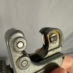 Ridgid Model 101 Close Quarters Tubing Cutter 1/4 to 1-1/8 Inch 6mm to 28mm Gray
