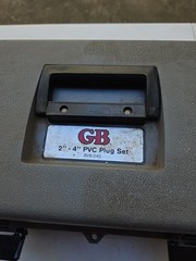 GB Gardner Bender BVS-240 PVC Plug Set for 2&Prime; &ndash; 4&Prime; PVC Pipe Used