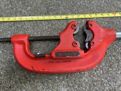 🇺🇸Ridgid 32880 Model 44-S 4-Wheel Pipe Cutter 2-1/2&Prime; &ndash; 4&Prime; Capacity🇺🇸