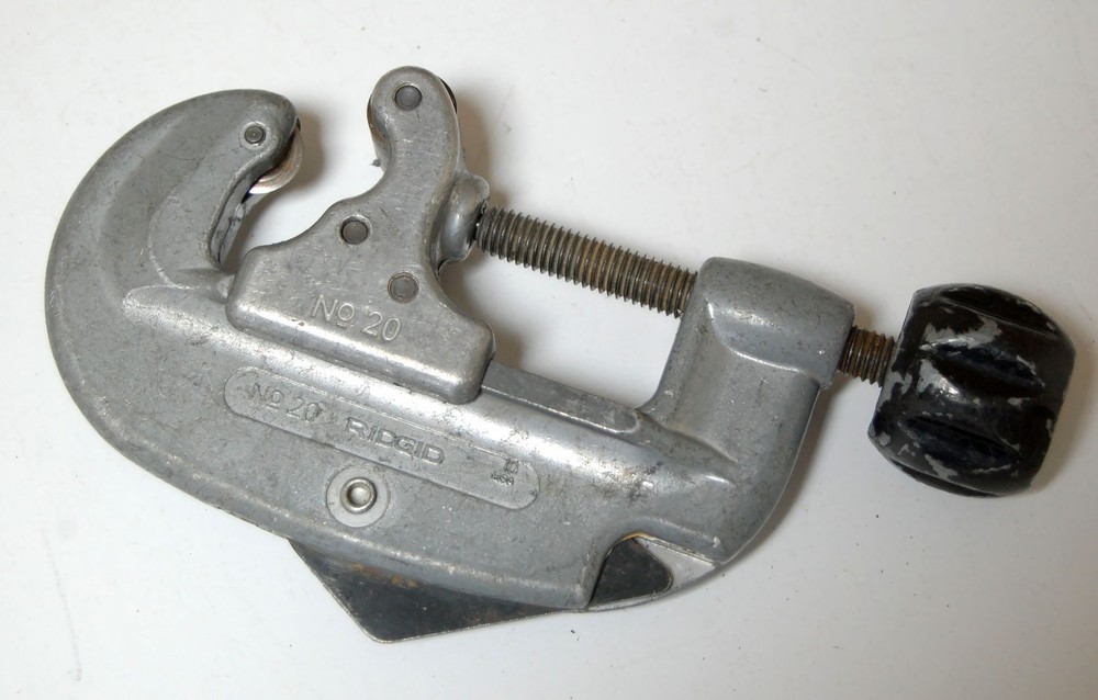 Ridgid No. 20 Tubing Cutter 5/8 to 2-1/8 OD Used Condition