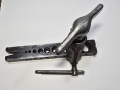 Ridgid 45 Degree Pipe Tube Flaring Tool 459 USA Non-Ratcheting 1/8&Prime; &ndash; 3/4&Prime;