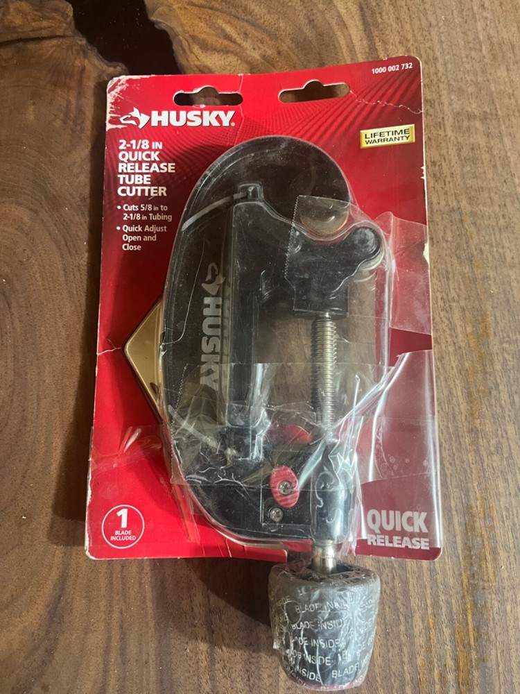 HUSKY Quick Release Pipe Tube Cutter 2-1/8&Prime; 1000-002-732