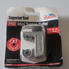 Superior Tools 35078 7/8-Inch O.D. 1/8 TO 7/8 PRO Mini Tubing Cutter