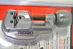 RIDGID 29963 Model 35S 1/4&Prime; to 1-3/8&Prime; Stainless Steel Tubing Cutter, X-CEL Knob
