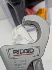 Ridgid PC-1375ML 1/8&Prime; to 1-3/8&Prime; PVC and PEX Cutter with Multi-Layer Adapter