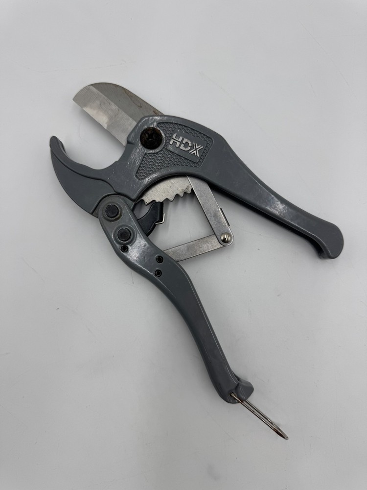 HDX Ratchet PVC Cutter 1-5/8&Prime; 42mm