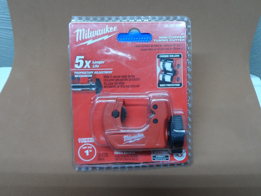 Milwaukee 1 inch mini copper tubing cutter 48-22-4251