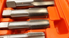 6pcs NPT Taper Pipe Tap Set Carbon Steel Threading 1&Prime; 3/4&Prime; 1/2&Prime; 3/8&Prime; 1/4&Prime; 1/8&Prime;