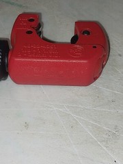 Milwaukee 48-22-4251 1 in Cut Max Mini Copper Tubing Cutter