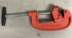 Heavy-Duty Pipe Cutter for 1-3 Inch Diameter &ndash; Perfect for Construction Tasks