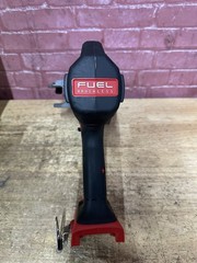MILWAUKEE 3469-20 M18 FUEL 1/2&Prime;- 1&Prime; STEEL PIPE CUTTER (TOOL-ONLY) Used