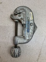 RIDGID No. 20 &ndash; 5/8 inch to 2-1/8 inches Pipe Cutter