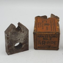 Armstrong Bros. Adjustable Dies for Pipe No.2 Size 1/4&Prime;