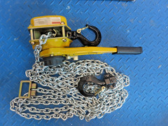 Premium Chain Hoist with Overload Protection 0.75 ton