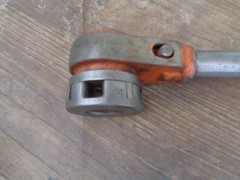 Vintage ARMSTRONG Mfg Pipe Threader &ndash; No. 90R w/3/4&Prime; Die