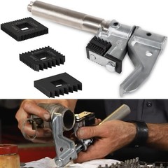 7402 Universal Outside Thread Chaser Repair Tool & 202817 Metric Die Set Black