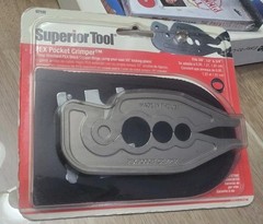 BRAND NEW SEALED SUPERIOR TOOL 07100 PEX POCKET CRIMPER